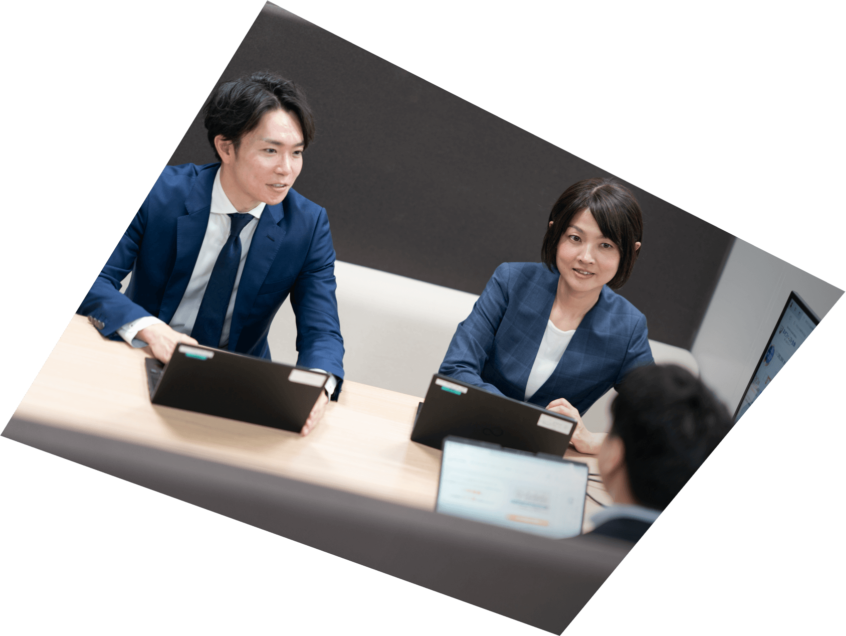 金鋪 秋乃 岡本 佳祐 関 雄太